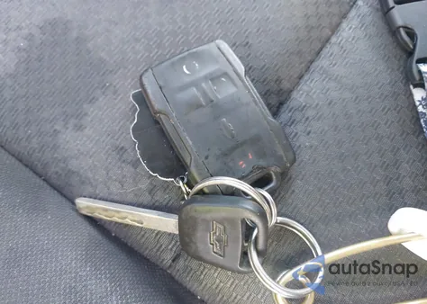 2015 Chevrolet Silverado 1500 1Lt from USA, damaged, VIN 1GCVKREH2FZ182582